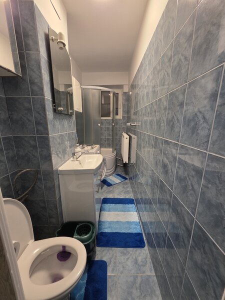 Dristor, chiar la gura de metrou, 5 minute mall Park Lake si parc IOR,